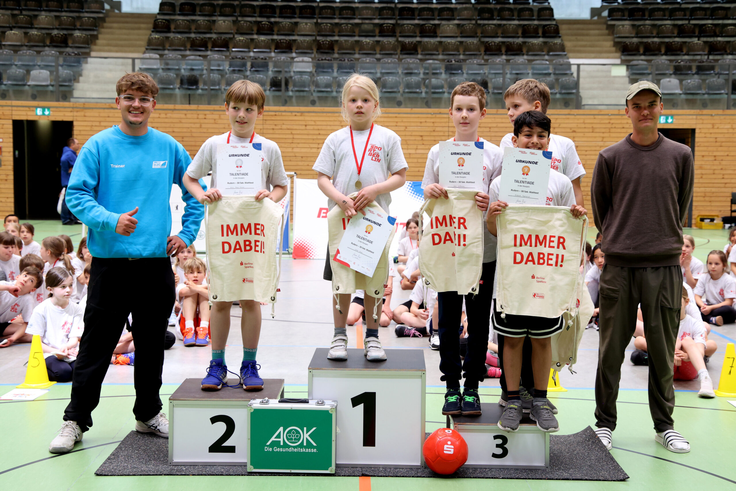 Bestenehrung in der Sportart Rudern bei den Jungen Foto: Juergen Engler
