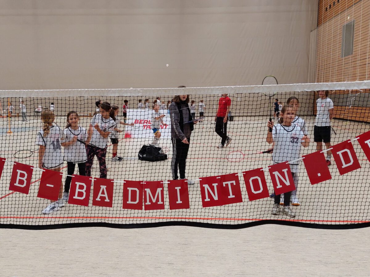 Badminton