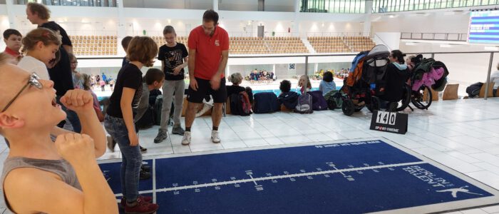 Freude über den gelungenen Stoß Freude über den gelungenen Stoß